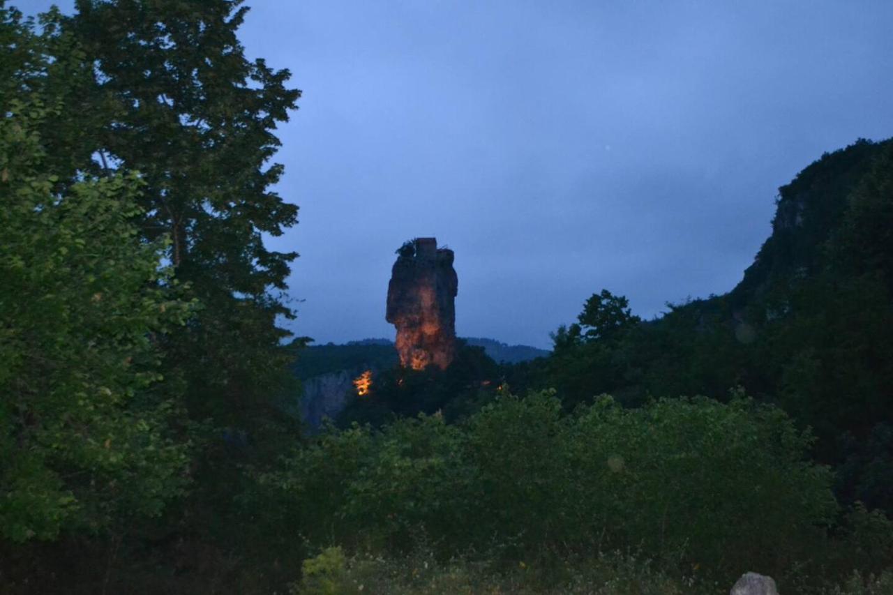 Dito'S House Katskhi エクステリア 写真